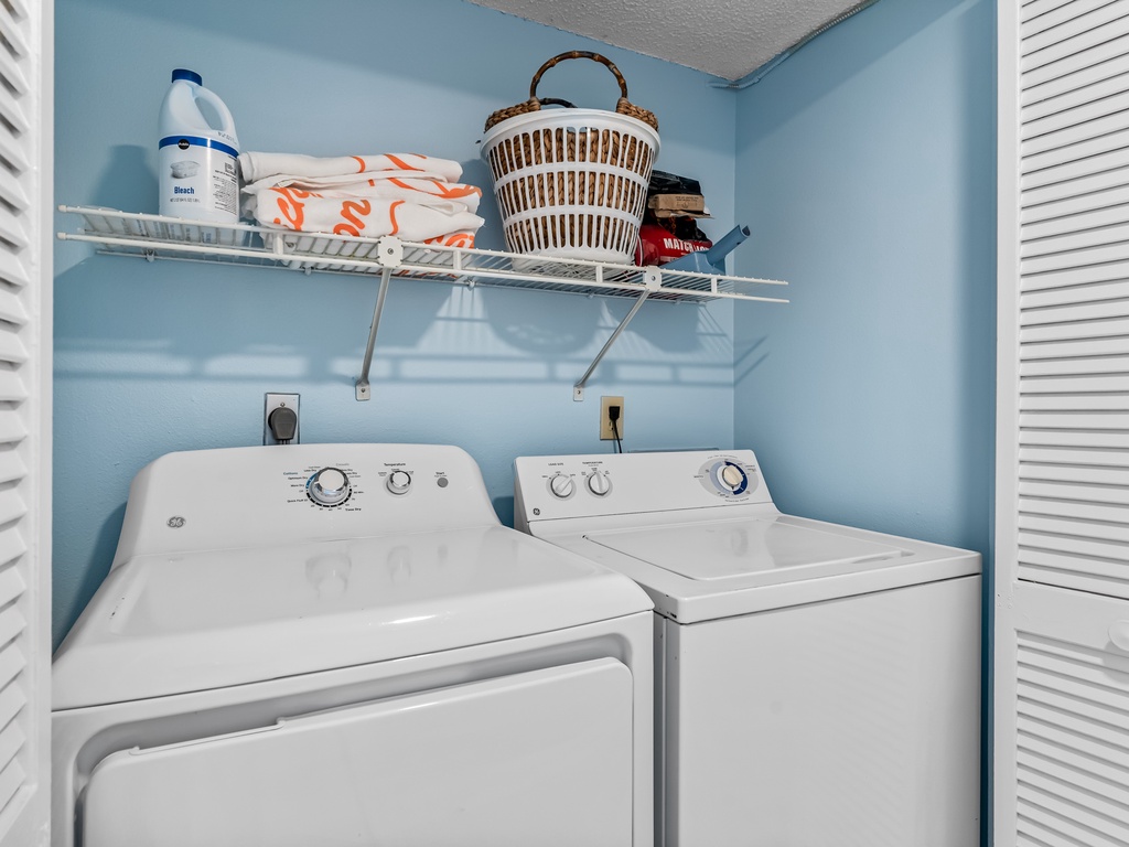 JC Resorts Sand Dollar 511 Laundry Indian Shores-1(2048 Pixels)33