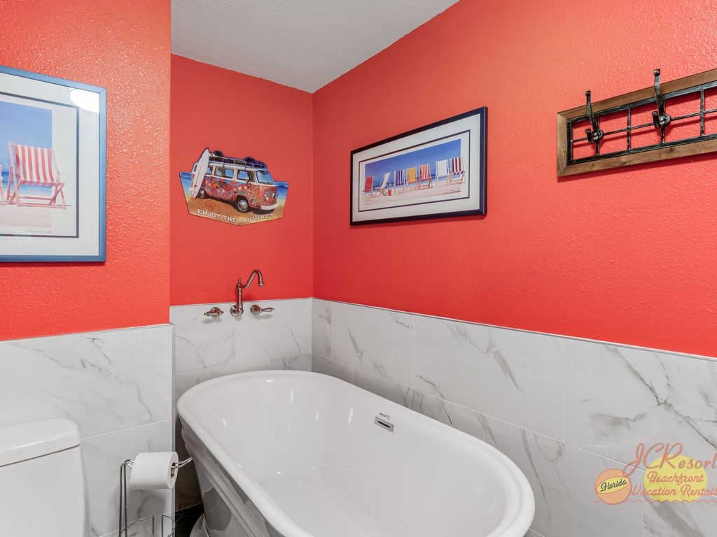 Beach Palms 409 Main bathroom