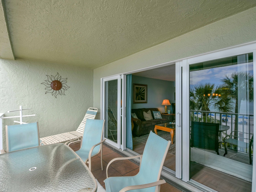 3 b JCResortsRamSea106Balcony1NRedingtonBeach-8