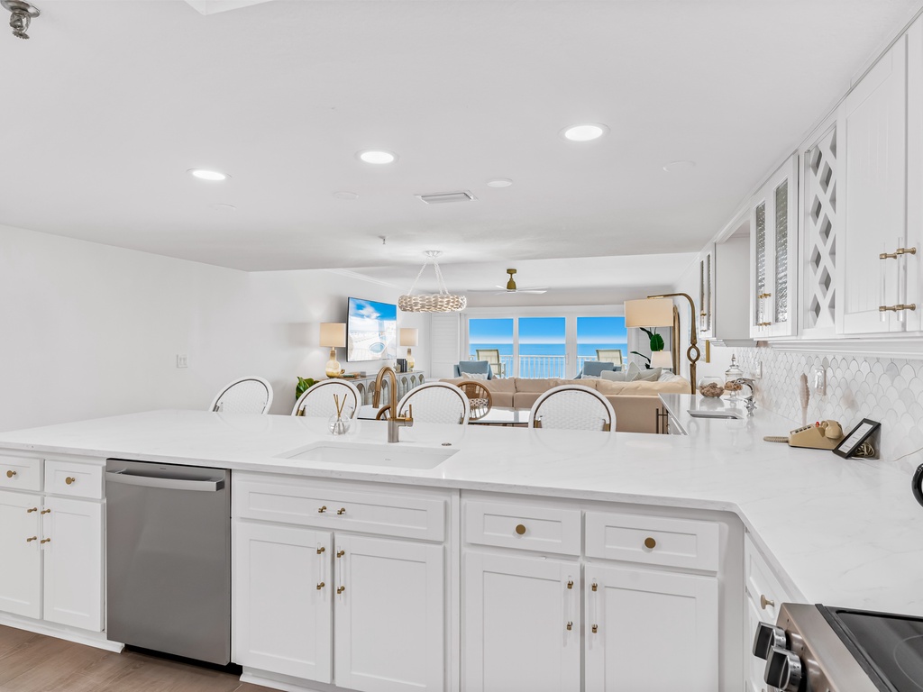 JC Resorts Sand Dollar 406 Kitchen Indian Shores-2(2048 Pixels)15