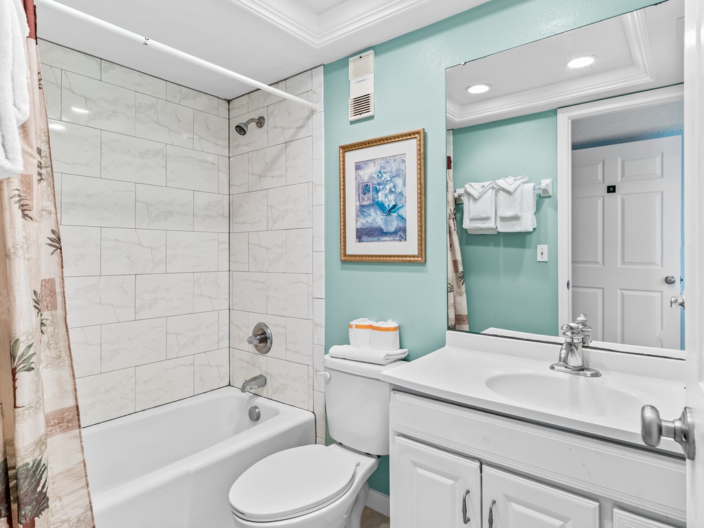 JC Resorts Sand Dollar 511 Bathroom 1 Indian Shores-1(2048 Pixels)25