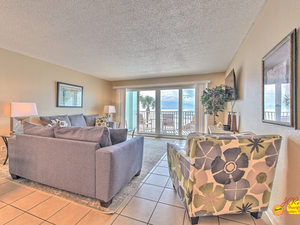 44-web-or-mls-JCResorts Ram Sea RS102 Living Room N Redington Shores-2-16
