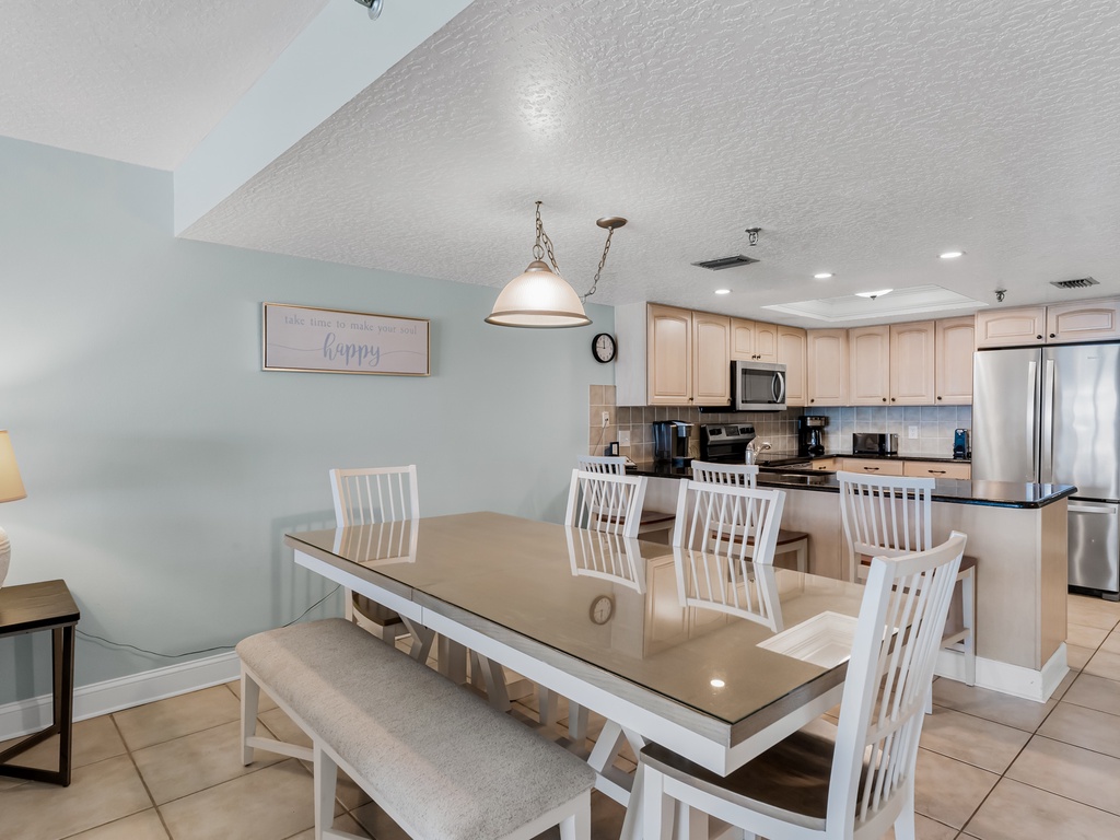 JC Resorts Sand Dollar 403 Dining Room Indian Shores-1(2048 Pixels)13