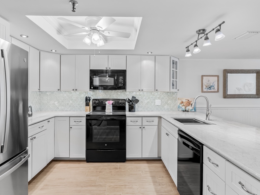 JC Resorts Sand Dollar 510 Kitchen Indian Shores-3(2048 Pixels)18
