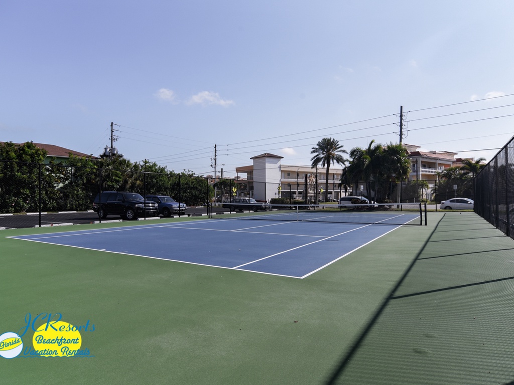 Sea Oats 106 tennis courts