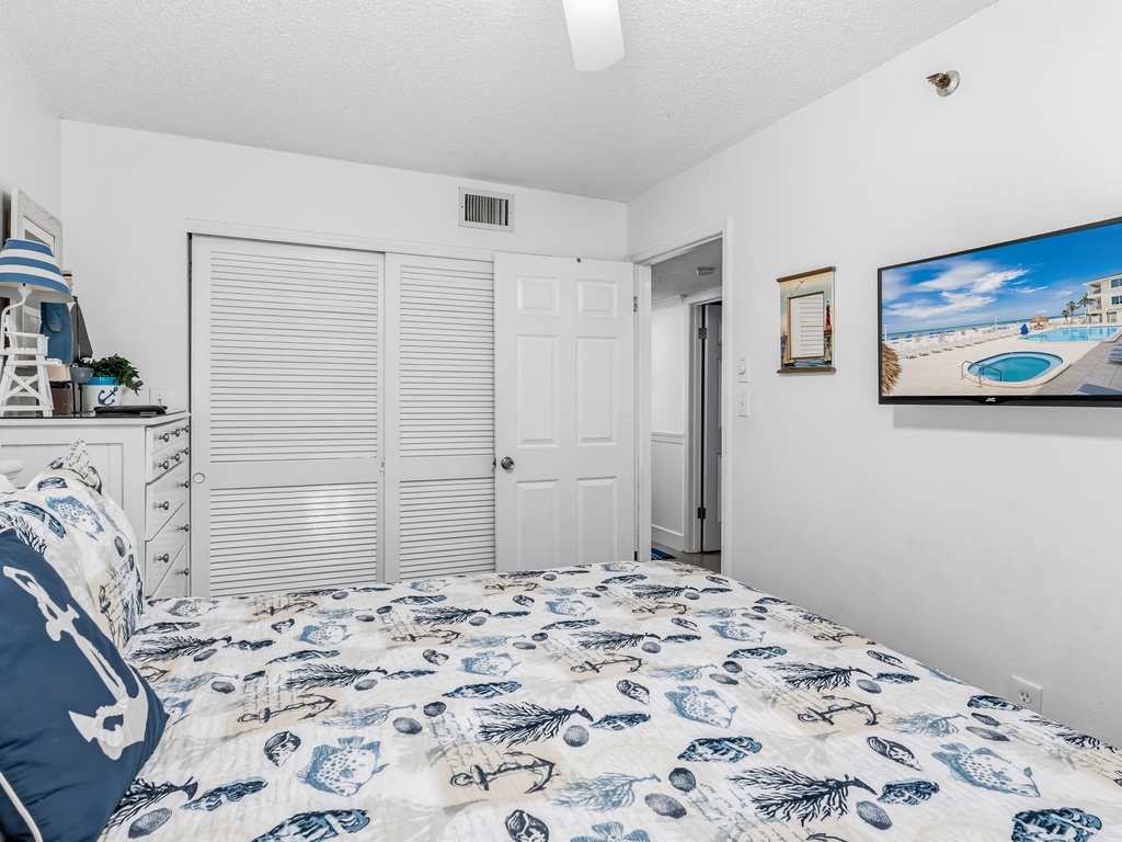 JC Resorts Sand Dollar 210 Bedroom 3 Indian Shores-4(2048 Pixels)38