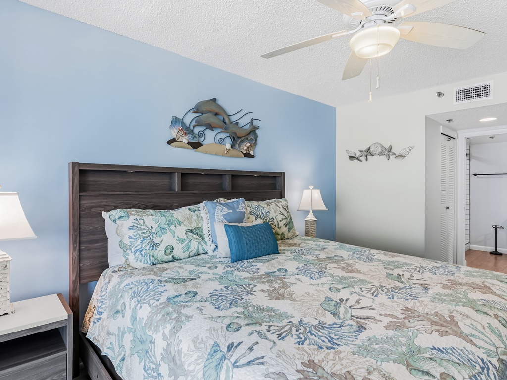 JC Resorts Hamilton House 302 Bedroom 1 Indian Rocks Beach-3(2048 Pixels)19