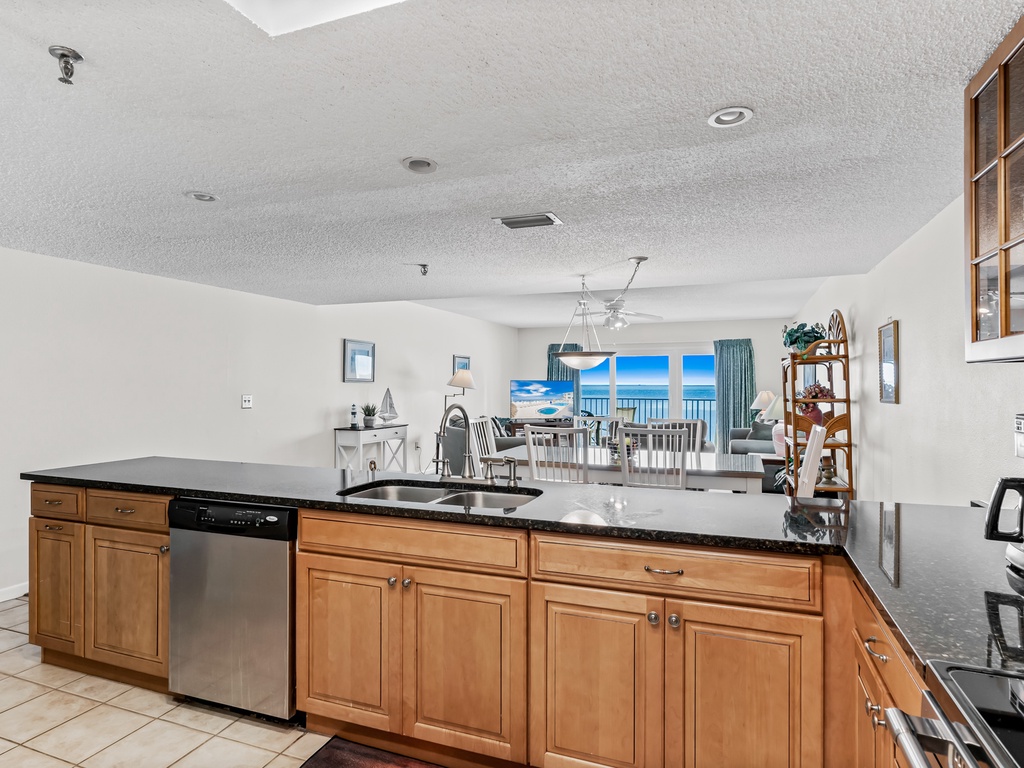 JC Resorts Sand Dollar 409 Kitchen Indian Shores-2(2048 Pixels)17