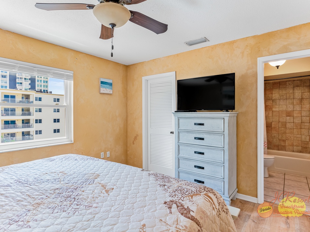 Sea Oats 501 Master bedroom