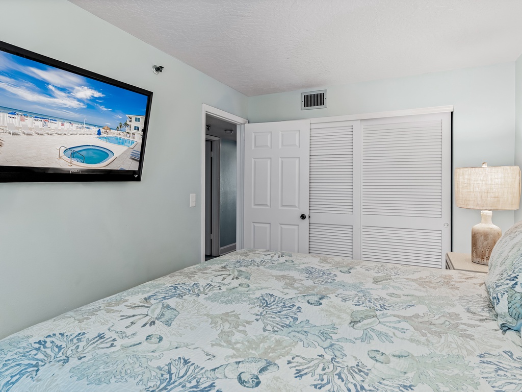 JC Resorts Sand Dollar 403 Bedroom 3 Indian Shores-4(2048 Pixels)37