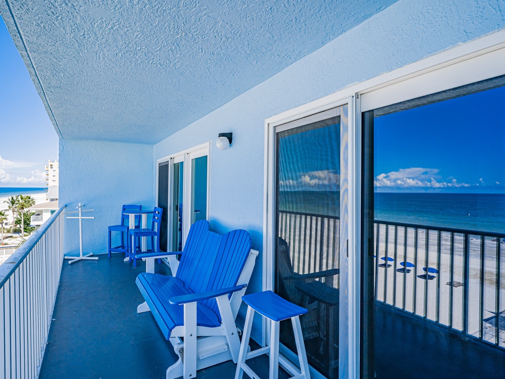 JC Resorts Sand Dollar 403 Balcony Indian Shores-5(2048 Pixels)5