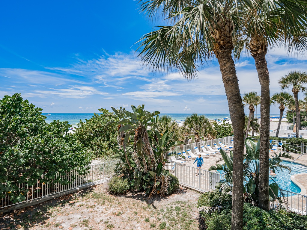 JC Resorts Hamilton House Balcony Indian Rocks Beach-3(2048 Pixels)5