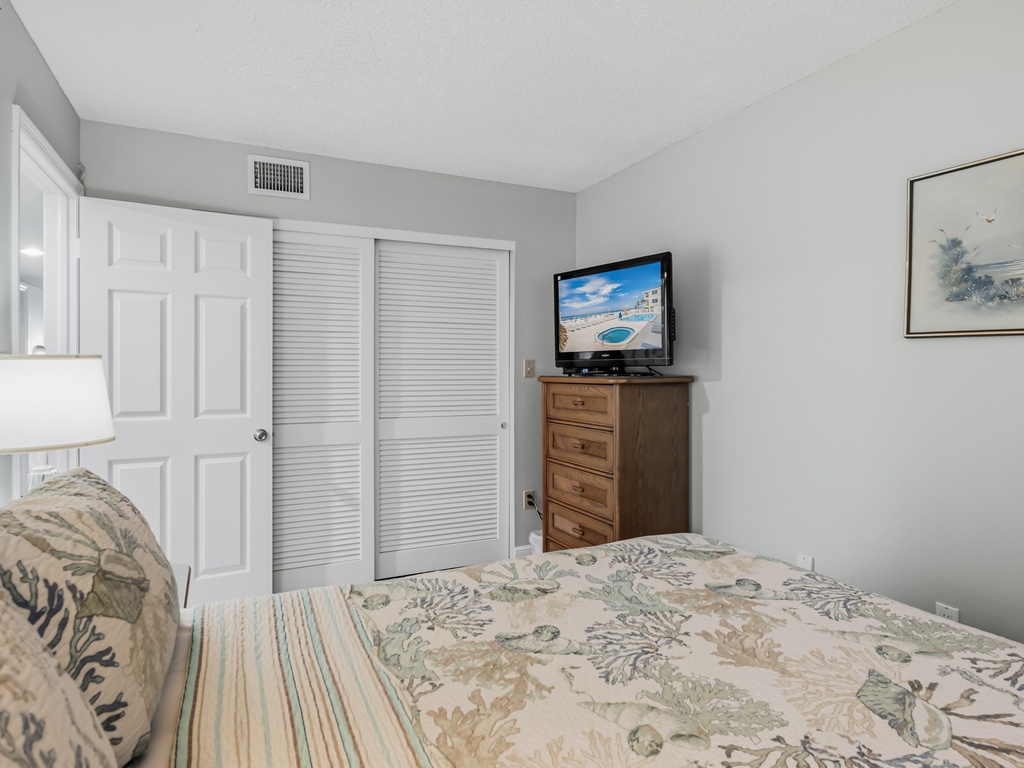 JC Resorts Sand Dollar 203 Bedroom 3 Indian Shores-4(2048 Pixels)31