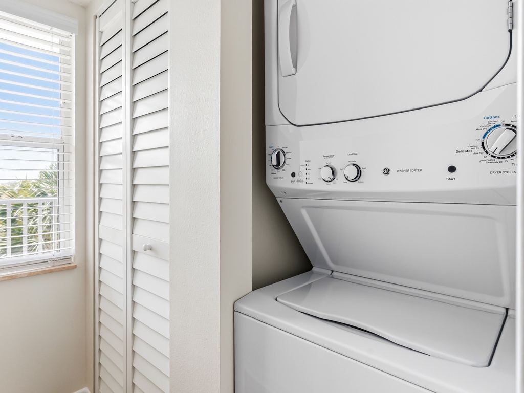 JC Resorts Hamilton House 302 Laundry Indian Rocks Beach-1(2048 Pixels)30