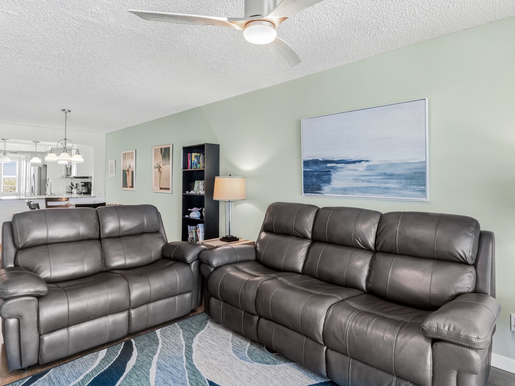 JC Resorts Hamilton House 302 Living Room Indian Rocks Beach-4(2048 Pixels)10