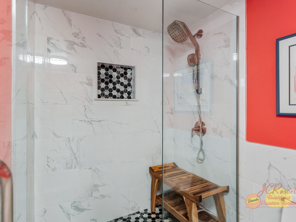 Beach Palms 409 Main bathroom