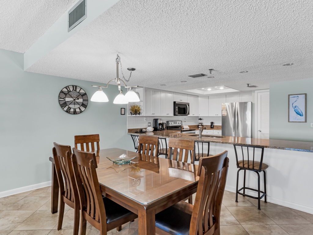 JC Resorts Sand Dollar 309 Dining Room Indian Shores-1(2048 Pixels)13