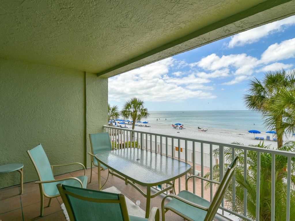 3 JCResortsRamSea106Balcony3NRedingtonBeach-10