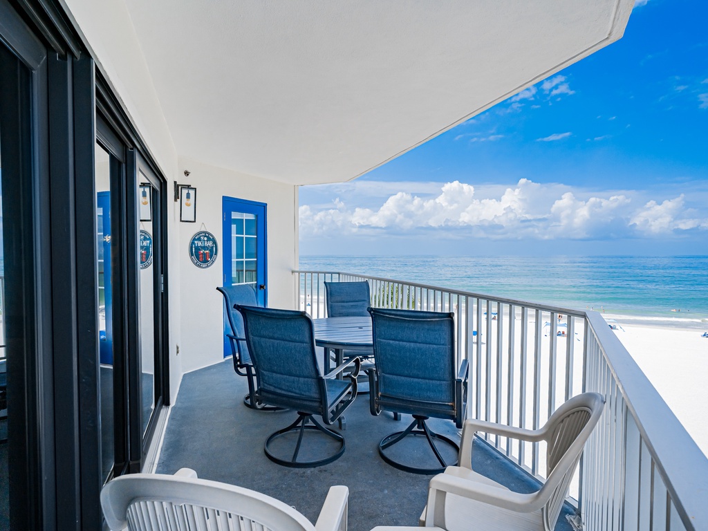JC Resorts Beach Palms 409 Balcony Indian Shores-6(2048 Pixels)9