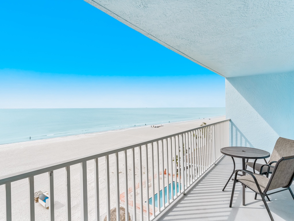 JC Resorts Sand Dollar 510 Balcony Indian Shores-7(2048 Pixels)6