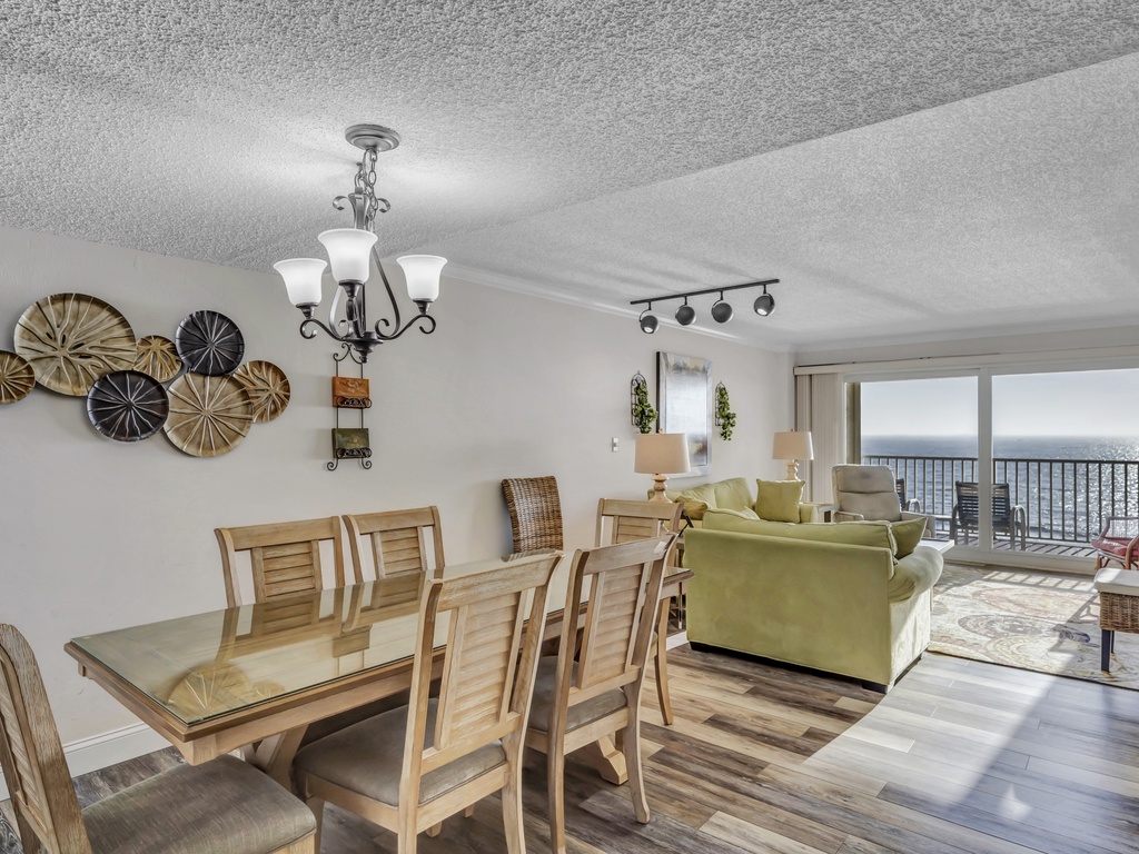 1513590796