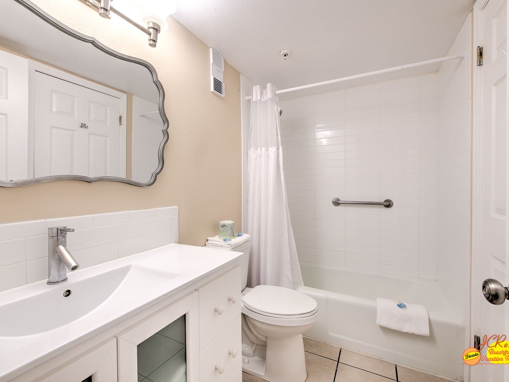51-web-or-mls-JCResorts Ram Sea RS102 Bed 1 N Redington Shores-5-6