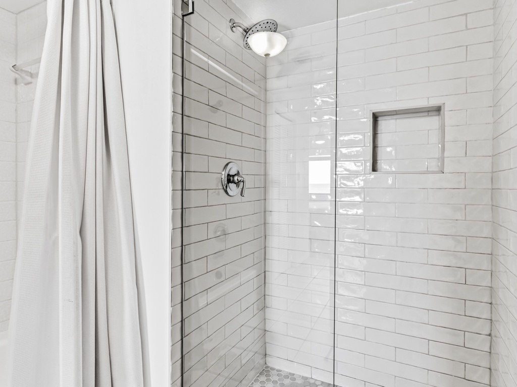 JC Resorts Beach Palms 408 Bathroom 1 Indian Shores-4(2048 Pixels)25