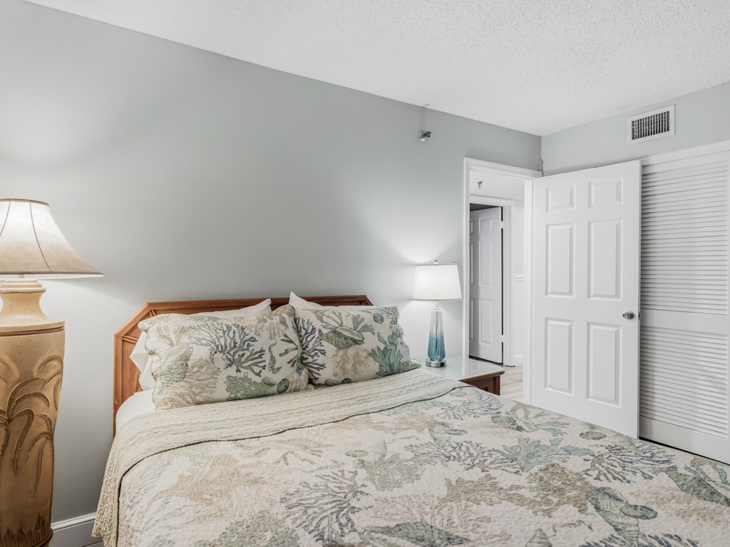 JC Resorts Sand Dollar 203 Bedroom 3 Indian Shores-3(2048 Pixels)32