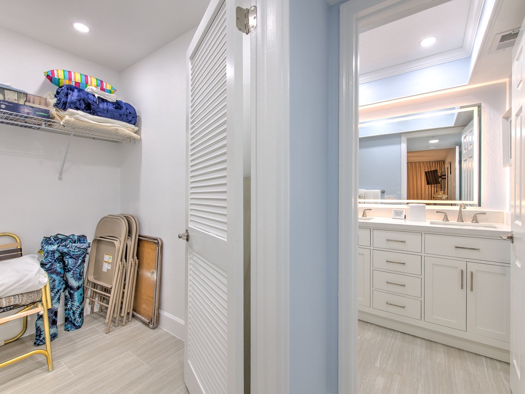 27-web-or-mls-JCResorts Ram Sea RS107 Bed 1 N Redington Shores-4