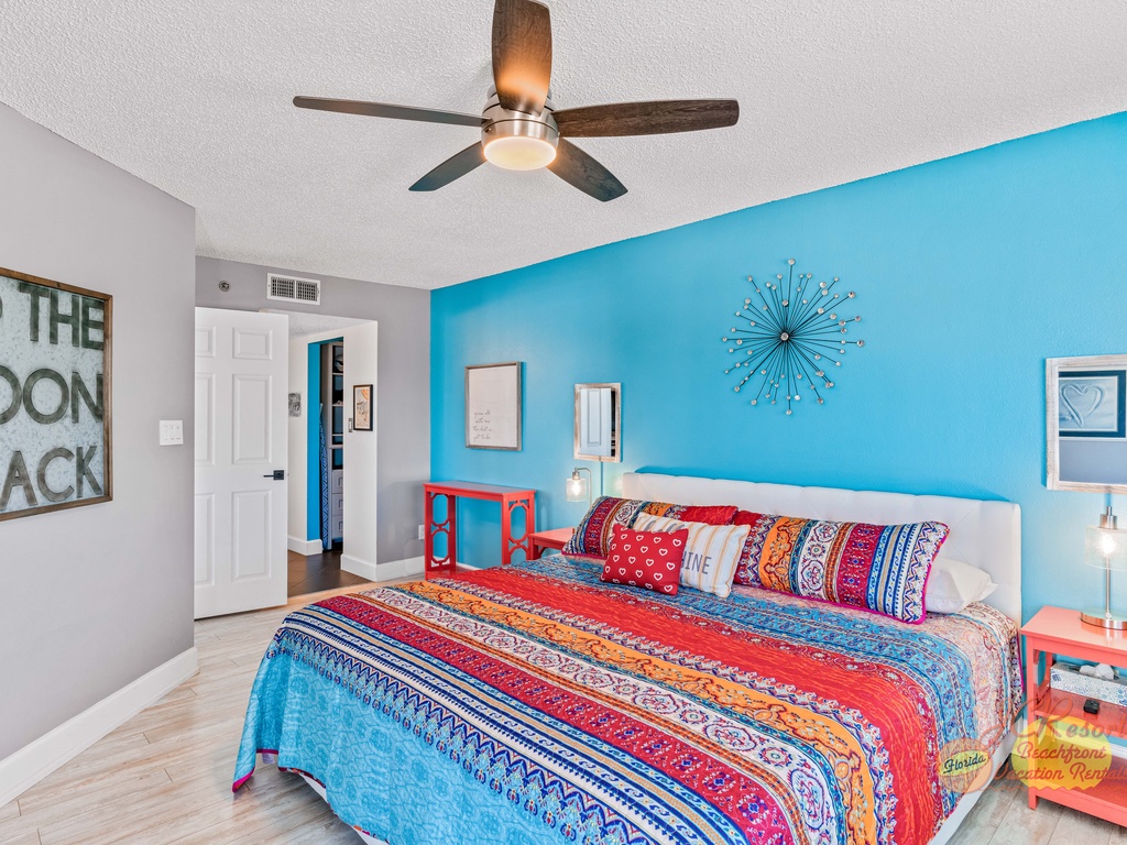 Beach Palms 409 Main bedroom