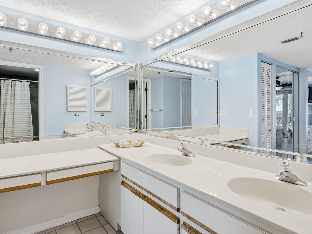 Beach Cottage 1109 at JC Resorts