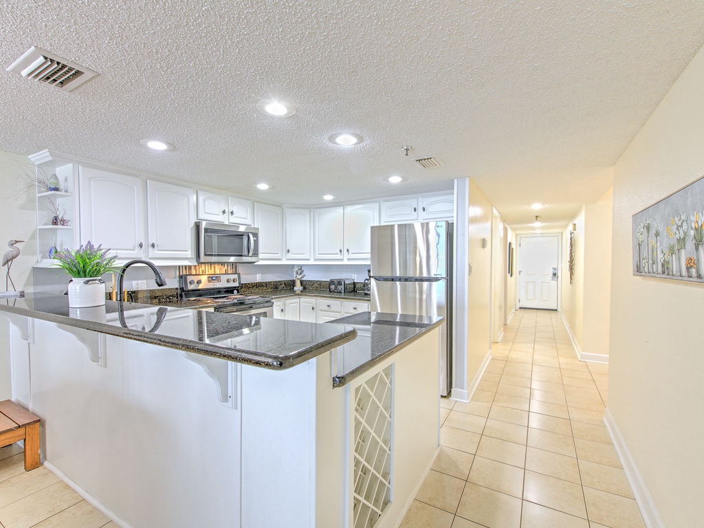 JC Resorts Redington Shores Sea Oats 106 Kitchen 3