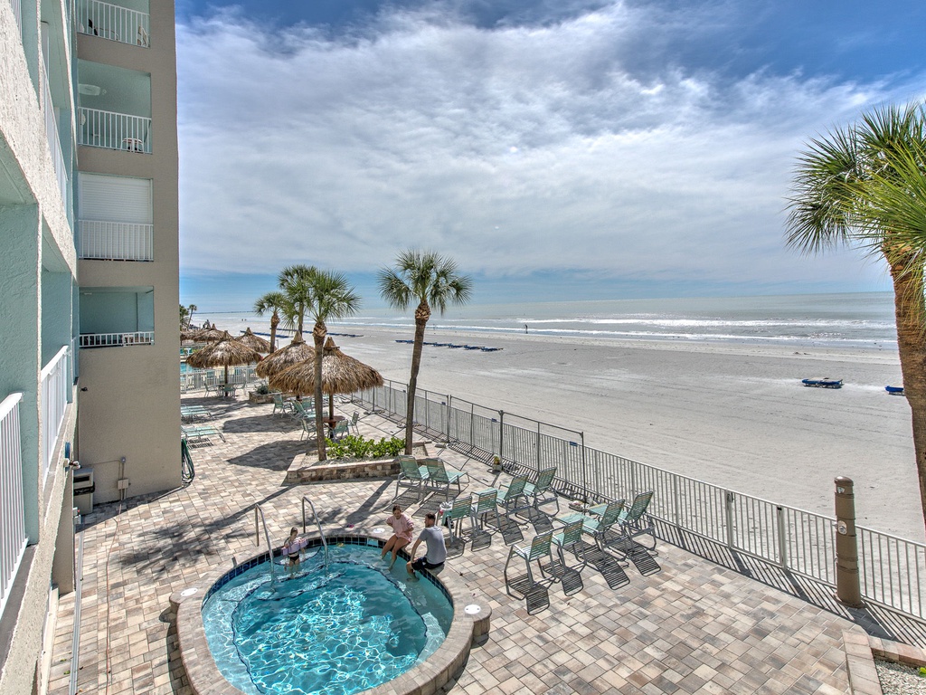 10-web-or-mls-JCResorts Ram Sea RS107 Balcony N Redington Shores-9