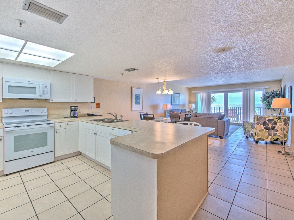 10-web-or-mls-JCResorts Ram Sea RS102 Kitchen N Redington Shores-1