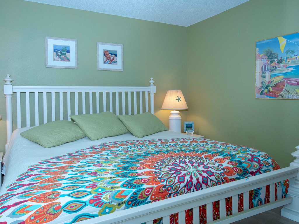 10 JCResortsRamSea106MasterBedroom2NRedingtonBeach-11