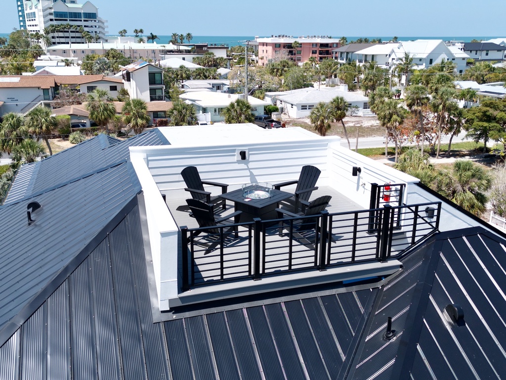Rooftop Deck