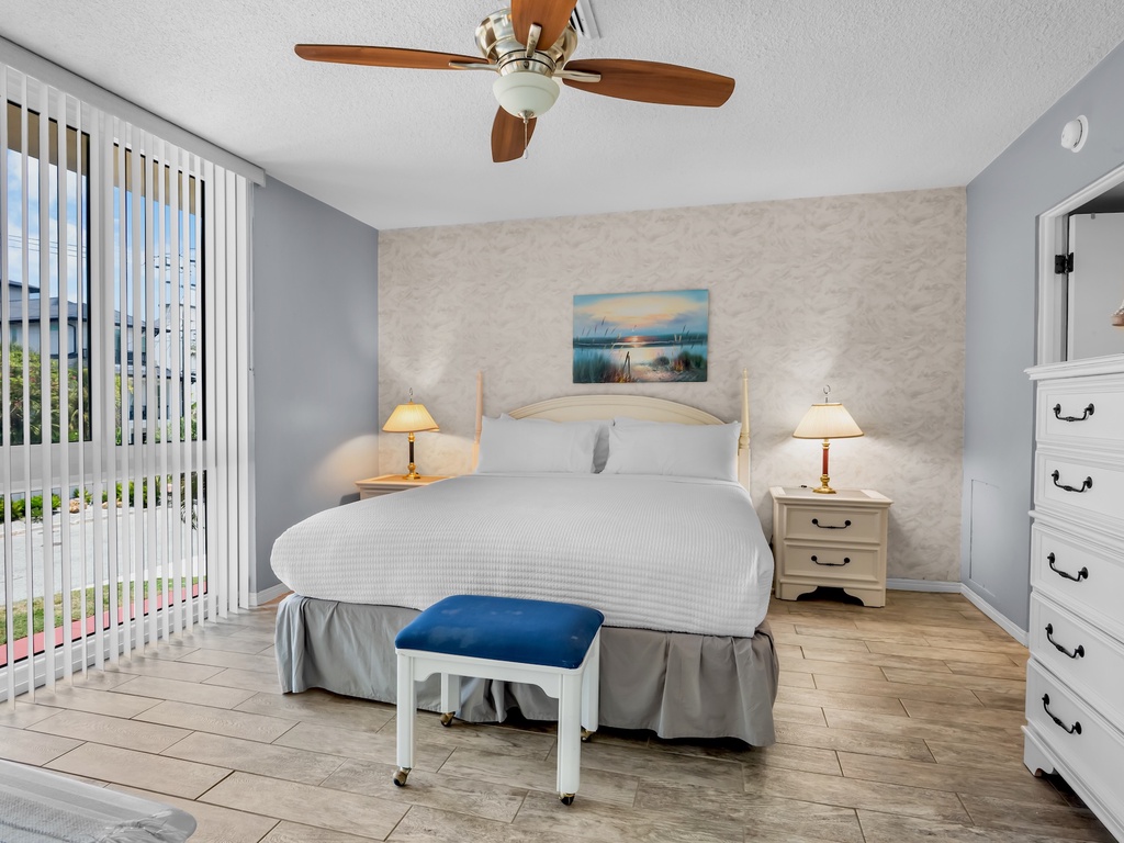Primary Bedroom, King bed