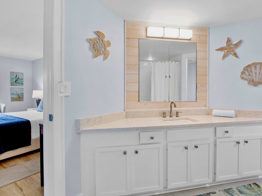 Primary Ensuite Bathroom
