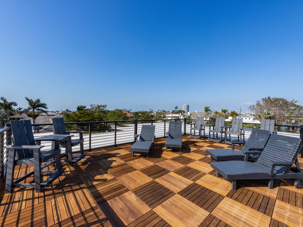 Rooftop Deck