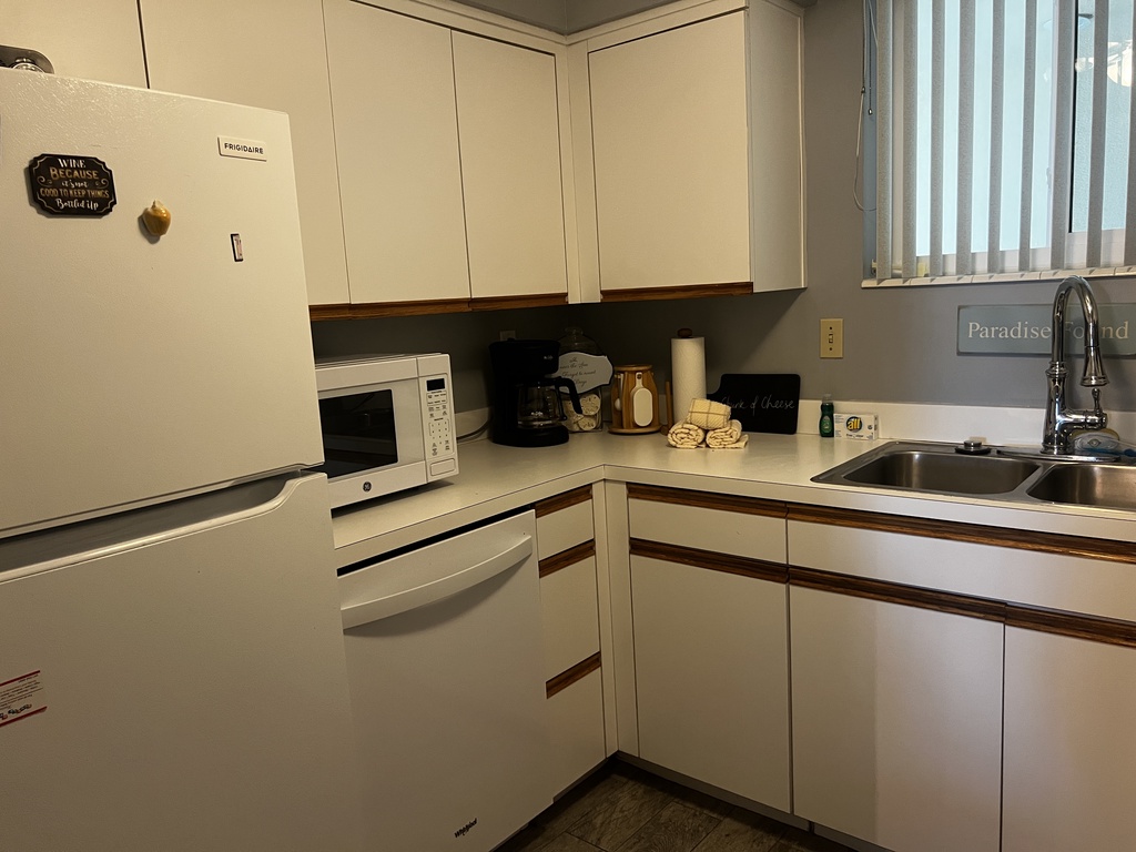 Lido Beach Oasis by Lido Key Vacations