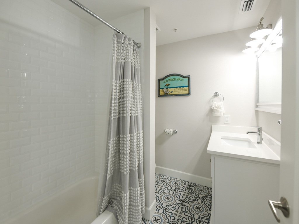 West Unit - Third Bathroom