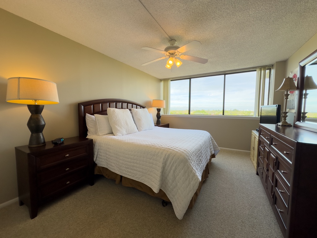 Primary Bedroom, King