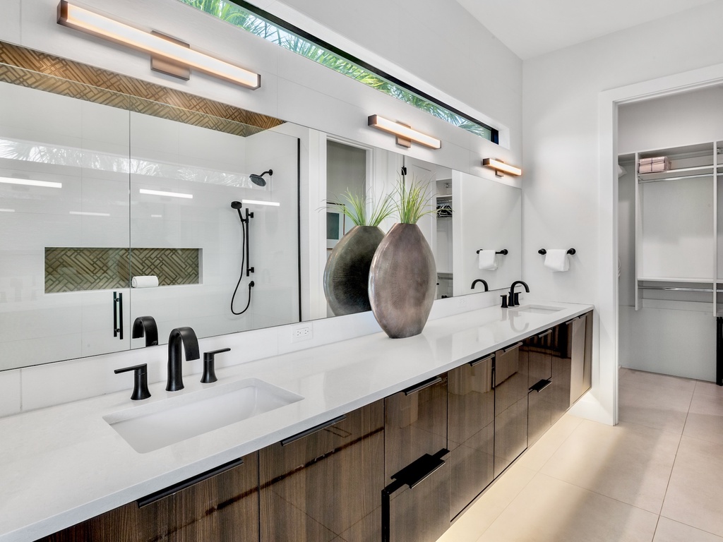 Primary Ensuite Bathroom