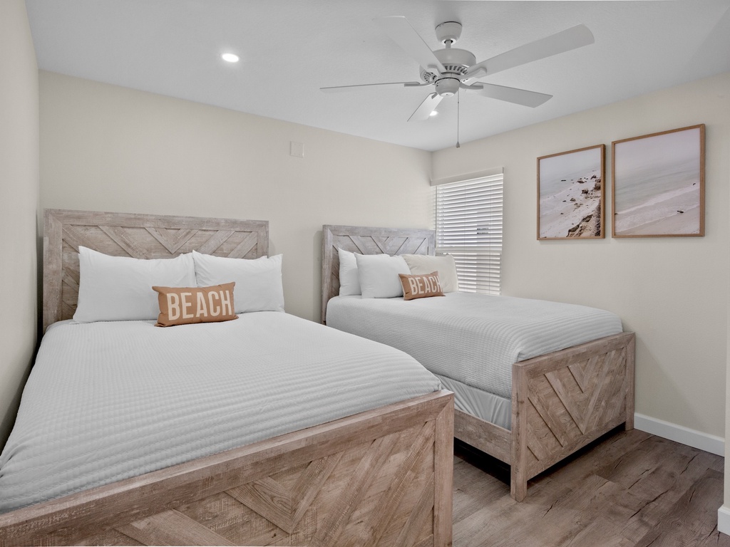 Second Bedroom, Two full beds