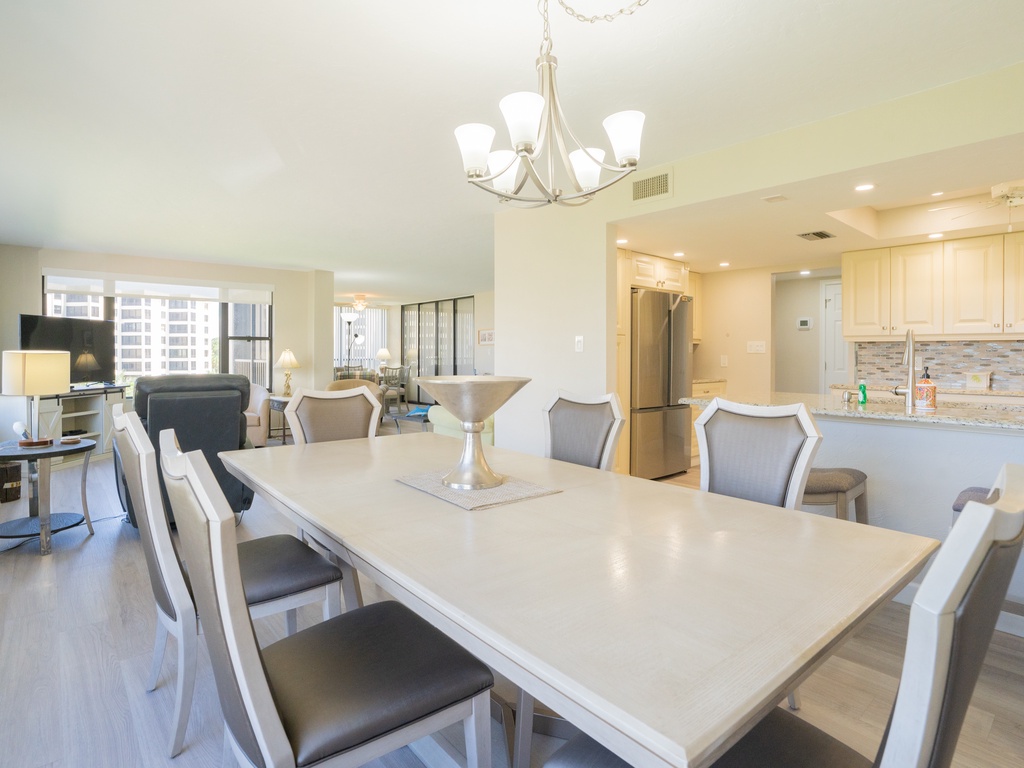 Gulf and Bay Club B301
