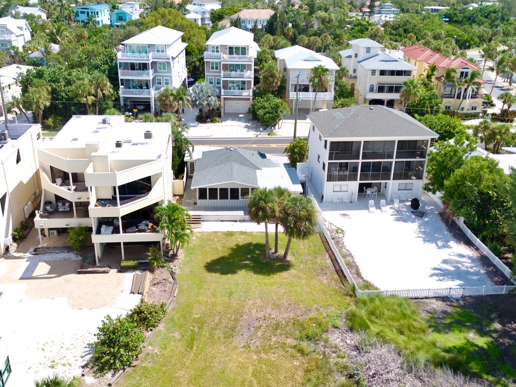 Coastal Cottage by Tropical Sands Accommodations