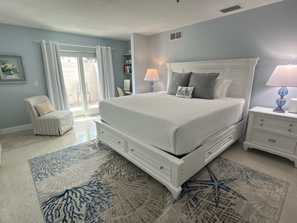 Primary Bedroom, King