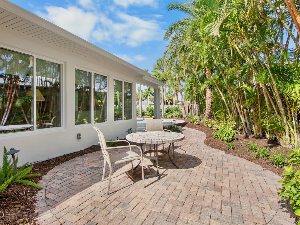 Outdoor Dining table
