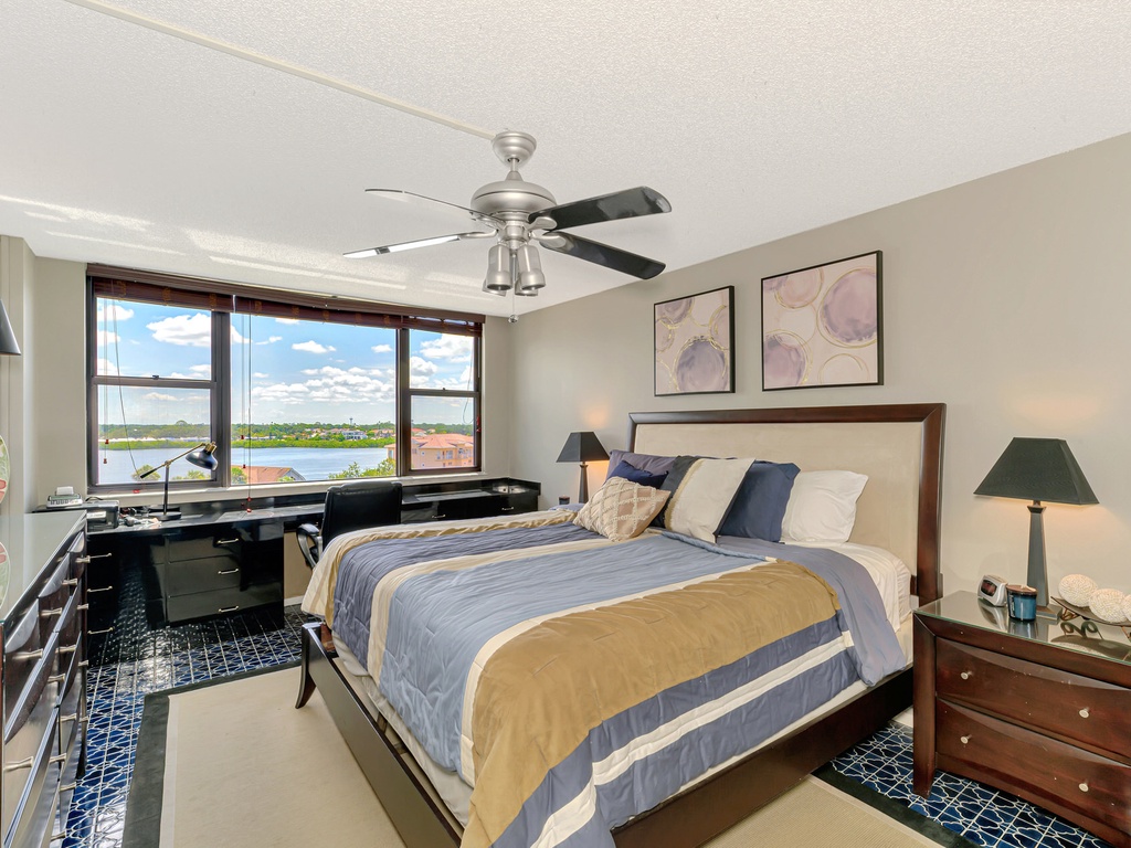 Primary Bedroom, King