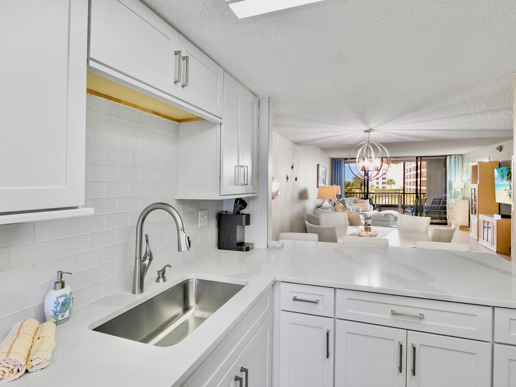 Gulf and Bay Club C209 by Tropical Sands Accommodations